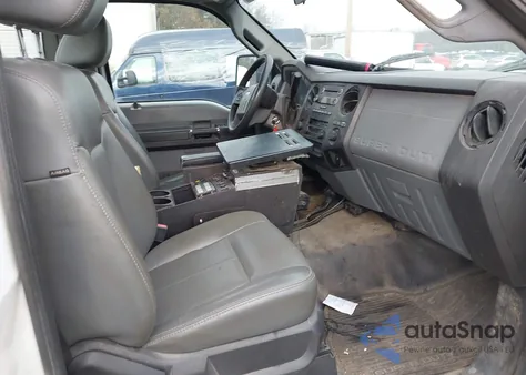 2011 Ford F-350 Xl from USA, damaged, VIN 1FDBF3B6XBEB59085